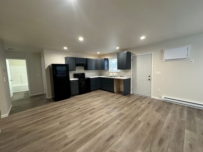property at 1620 3rd St N