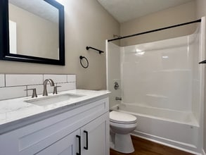 2612 W Bridge Ave, Unit 2612 - Lower in Spokane, WA - Foto de edificio - Building Photo