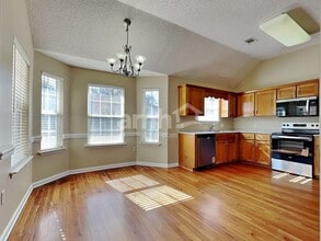 64 Lancaster Way in Richmond Hill, GA - Building Photo - Building Photo