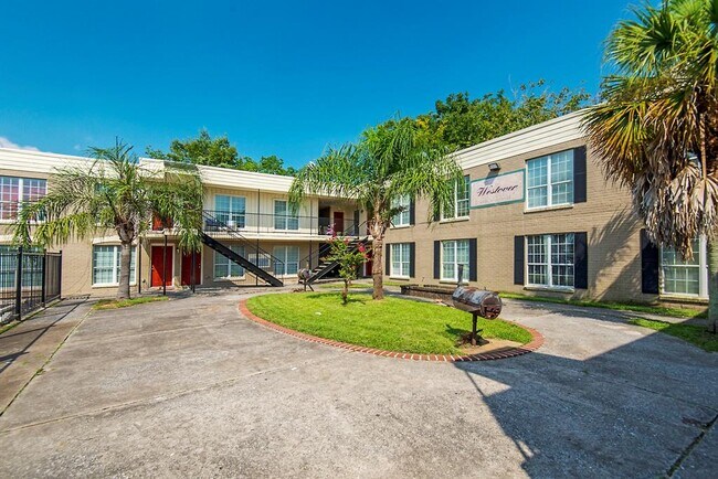 property at 6810 Westover St
