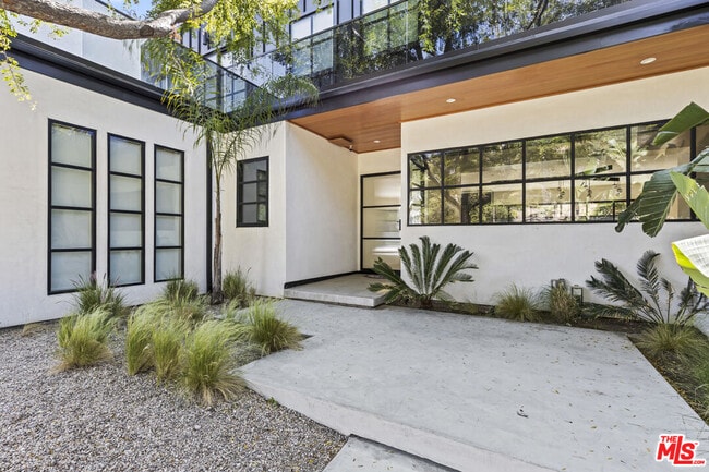 property at 1745 San Ysidro Dr