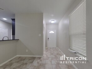 8038 Villa Lago Ln in Houston, TX - Building Photo - Building Photo