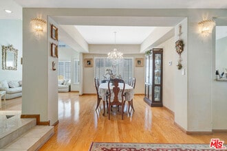 7435 Bobbyboyar Ave in Los Angeles, CA - Building Photo - Building Photo