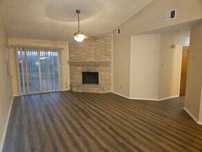 4410 Putting Green in San Antonio, TX - Building Photo - Building Photo