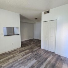2091 NW 96th Ter, Unit 13M in Pembroke Pines, FL - Building Photo - Building Photo