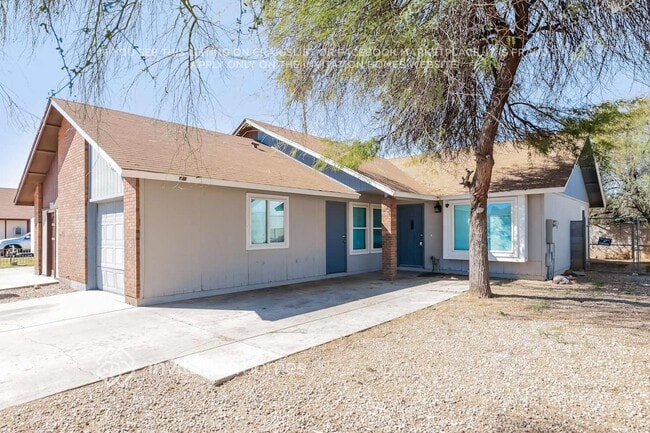 5730 N 68th Ave in Glendale, AZ - Building Photo - Building Photo