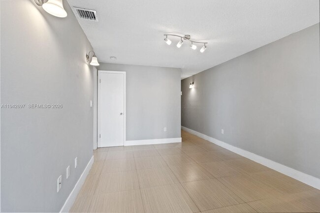 777 SW 9th Ave in Miami, FL - Building Photo - Building Photo