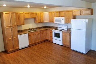 Brookshire Village Apartments in Billings, MT - Building Photo - Building Photo