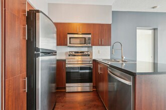 15 Windermere Av in Toronto, ON - Building Photo - Building Photo