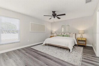 5306 Keely Ct in Lakeland, FL - Foto de edificio - Building Photo