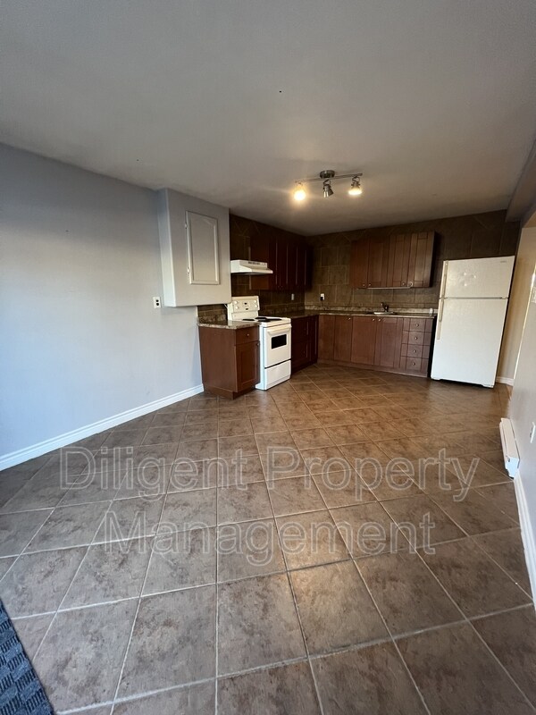 751 Mountain Ash Rd in Peterborough, ON - Building Photo - Building Photo