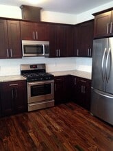 40 Russell Ave, Unit 201 in Old Tappan, NJ - Foto de edificio - Building Photo