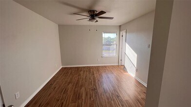 2865 Southampton Way in Round Rock, TX - Building Photo - Building Photo