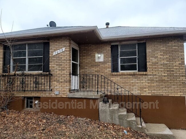 property at 5038 N Topping Ave