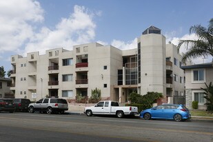 Valley Vanowen Apartments