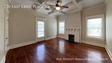 130 E Craig Pl in San Antonio, TX - Building Photo - Building Photo