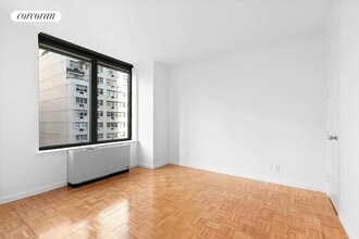 150 E 57th St in New York, NY - Building Photo - Building Photo