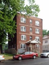 54 Cumberland in Springfield, MA - Foto de edificio - Building Photo