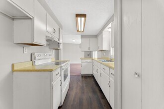 6611 Scofield Rd in Maybee, MI - Building Photo - Building Photo