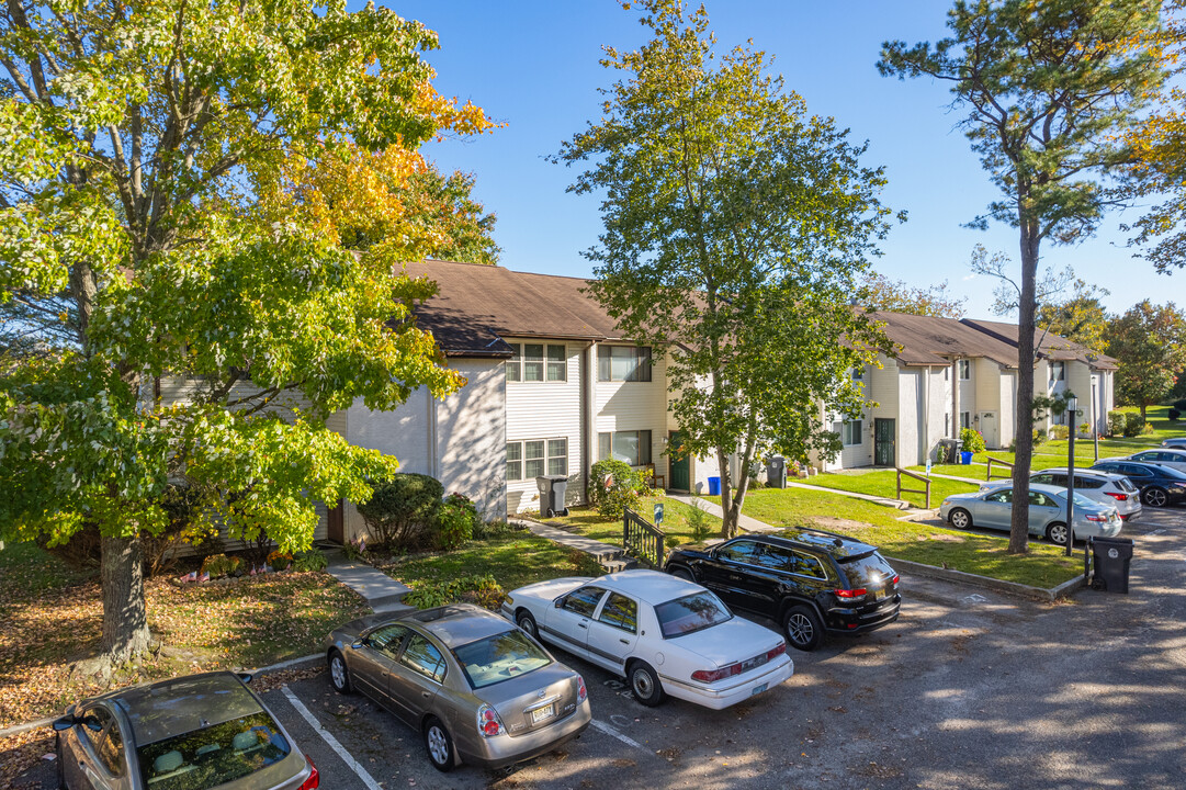 The Woodlands Condominiums in Mays Landing, NJ - Building Photo