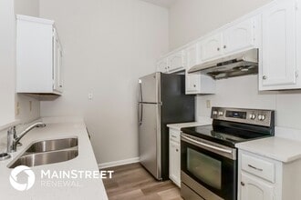 5677 Kaitlyn Dr W in Walls, MS - Foto de edificio - Building Photo