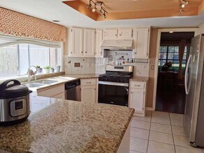 3206 Sturbridge Ln in Sugar Land, TX - Building Photo - Building Photo