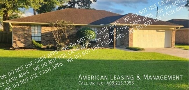 2207 Spring Oak Ln in Orange, TX - Building Photo - Building Photo