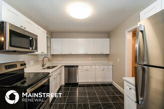 6653 Almond Ave in Jacksonville, FL - Building Photo - Building Photo