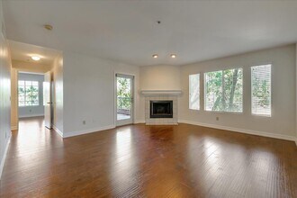 18614 Caminito Cantilena in San Diego, CA - Building Photo - Building Photo
