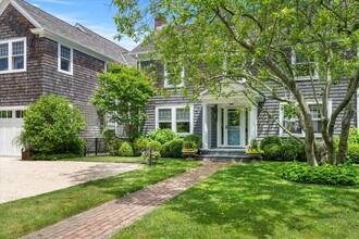 52 Davids Ln in East Hampton, NY - Building Photo - Building Photo
