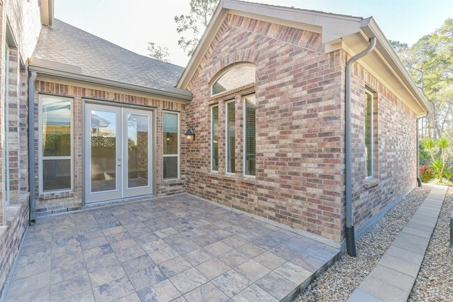 property at 210 Liatris Ct