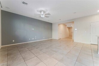 4436 Stardusk Falls Ave in North Las Vegas, NV - Building Photo - Building Photo