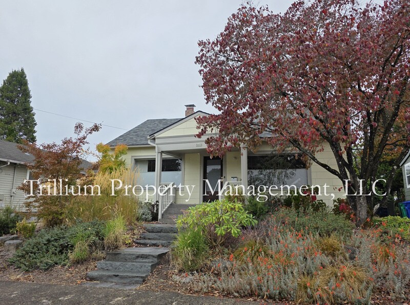 3015 NE 67th Ave in Portland, OR - Building Photo