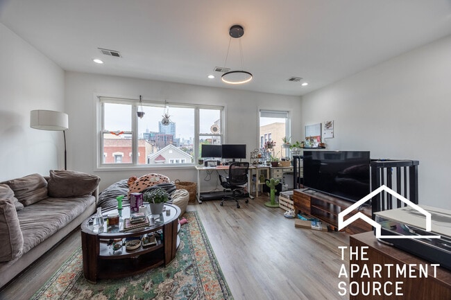 property at 710 N Elizabeth St