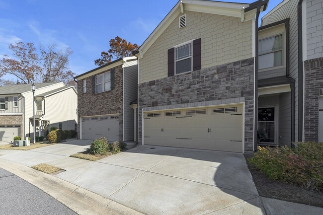 232 Bobbie Way in Woodstock, GA - Building Photo - Building Photo