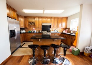 126 Linda Vista Dr in Daly City, CA - Building Photo - Building Photo