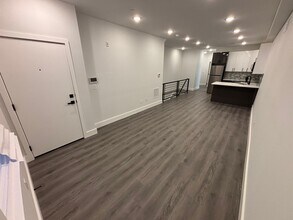 713 N 42nd St, Unit 1 in Philadelphia, PA - Building Photo - Building Photo