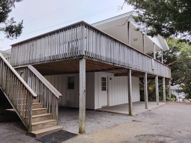109 Tammy St in Emerald Isle, NC - Building Photo - Building Photo