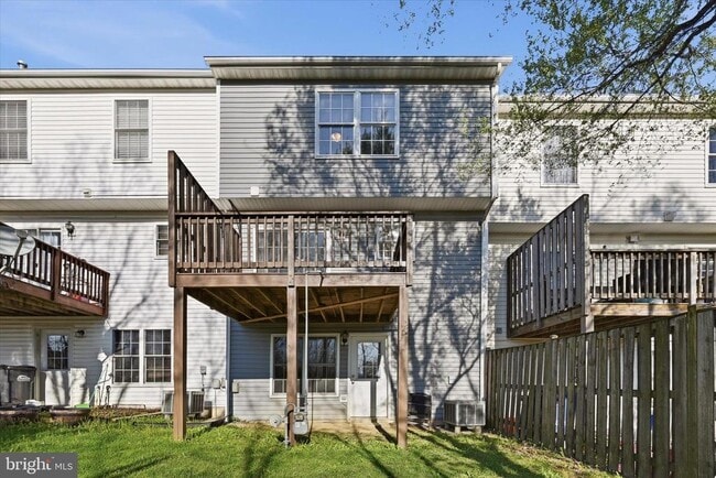 property at 118 Seabreeze Ln