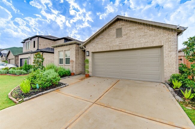 9727 Arrigoni Creek Dr in Cypress, TX - Foto de edificio - Building Photo