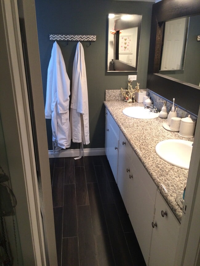 40 5th St in Hermosa Beach, CA - Building Photo - Building Photo