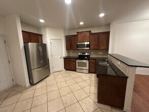 2728 Cloud Mist Cir in Raleigh, NC - Building Photo - Building Photo