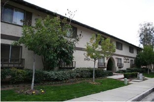 Claystone Canyon Crest Apartments