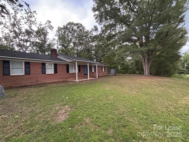 774 High Shoals Rd in Lincolnton, NC - Building Photo - Building Photo