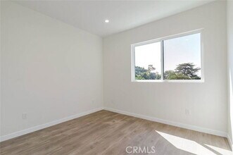 1961 Waltonia Dr in Montrose, CA - Building Photo - Building Photo