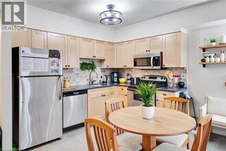 155 Water St S in Cambridge, ON - Building Photo - Building Photo