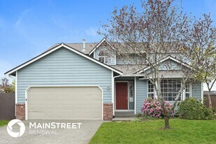 7818 192nd St Ct E in Spanaway, WA - Building Photo