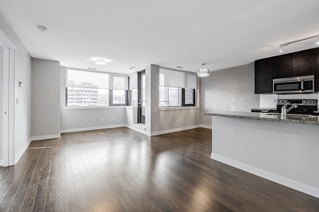 property at 400 Wellington St W