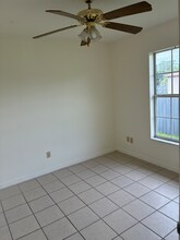 2256 East 12th Street-Unit -2256 E 12 St unit B in Lehigh Acres, FL - Building Photo - Building Photo