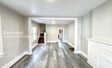 2545 Sullivant Ave in Columbus, OH - Building Photo - Building Photo